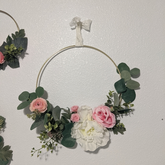 Floral Hoop Set - Picture 3 of 8